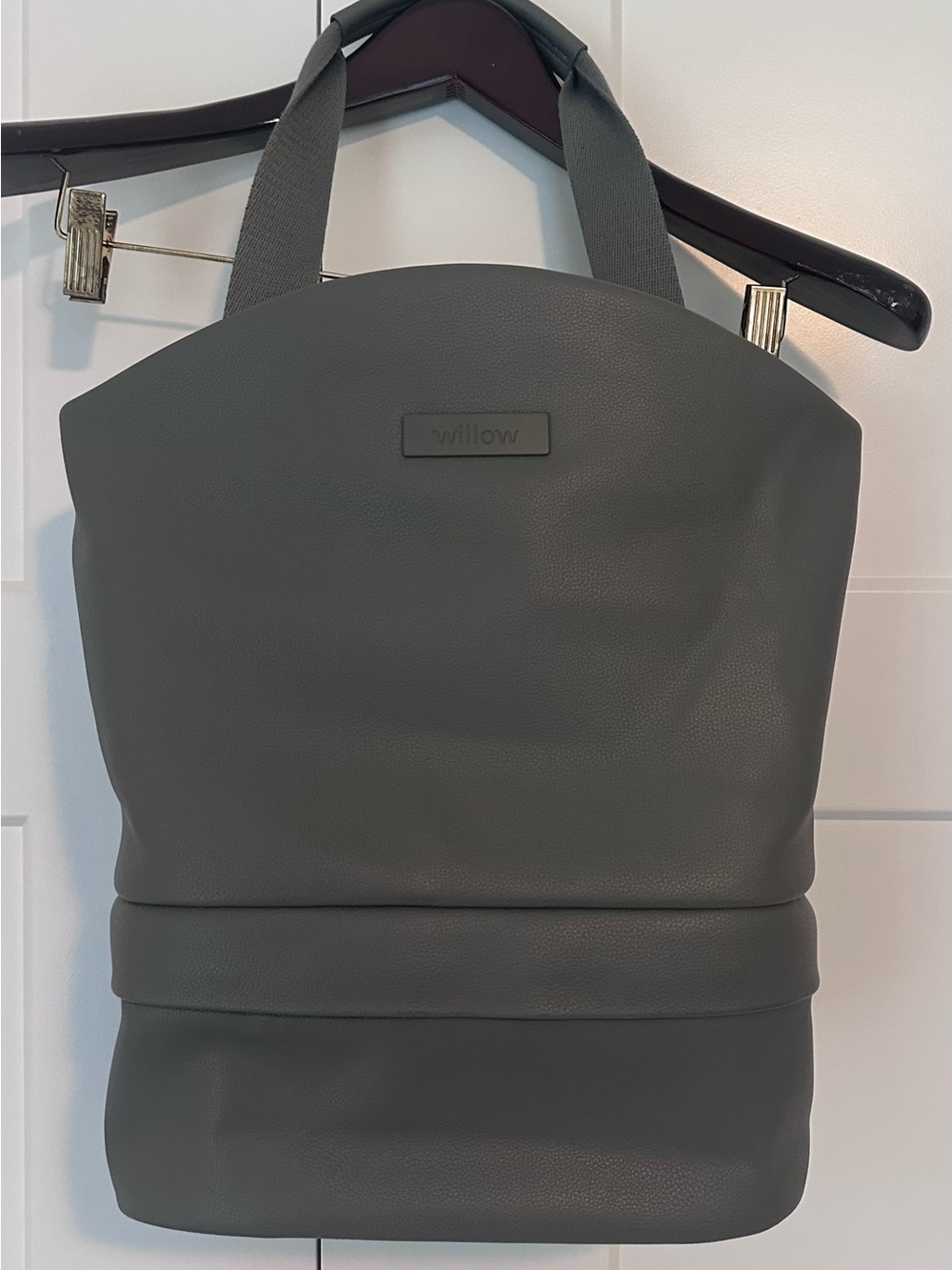 Willow Gray Vegan Leather Pump Anywhere Bag New Never Used